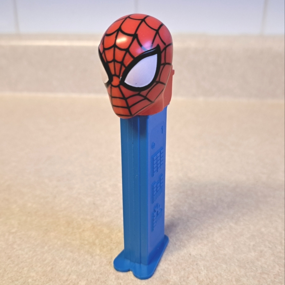 Pez spider man marvel comics empty pez Dispenser